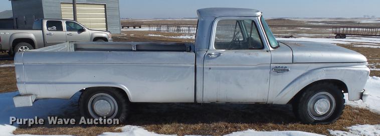 image for item DX9052 1966 Ford F250 pickup truck