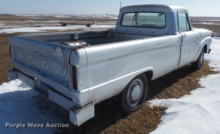 image for item DX9052 1966 Ford F250 pickup truck