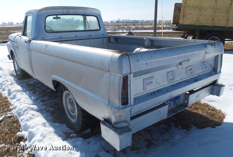 image for item DX9052 1966 Ford F250 pickup truck