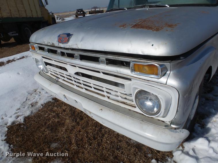 image for item DX9052 1966 Ford F250 pickup truck