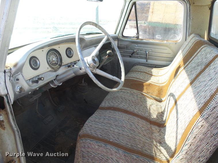 image for item DX9052 1966 Ford F250 pickup truck