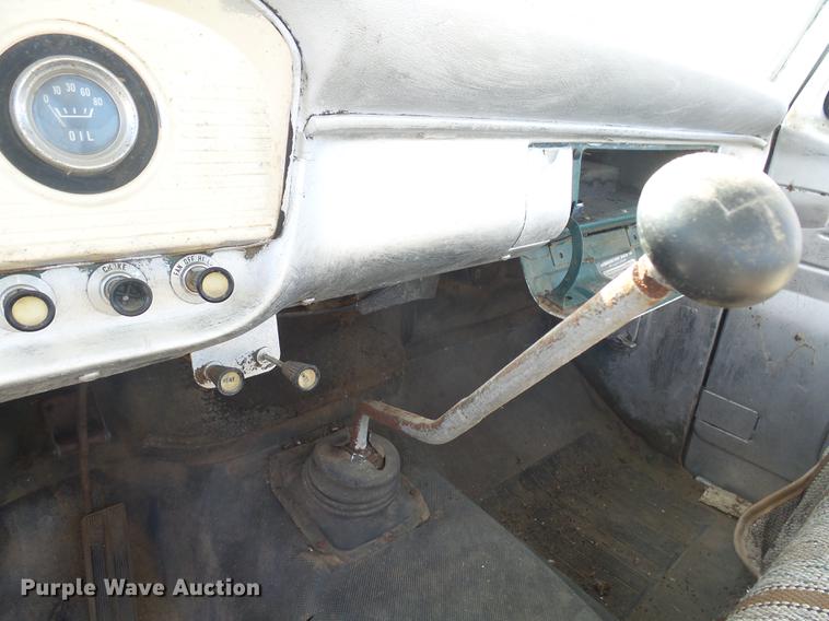 image for item DX9052 1966 Ford F250 pickup truck