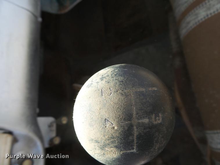 image for item DX9052 1966 Ford F250 pickup truck