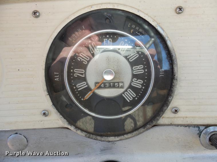 image for item DX9052 1966 Ford F250 pickup truck