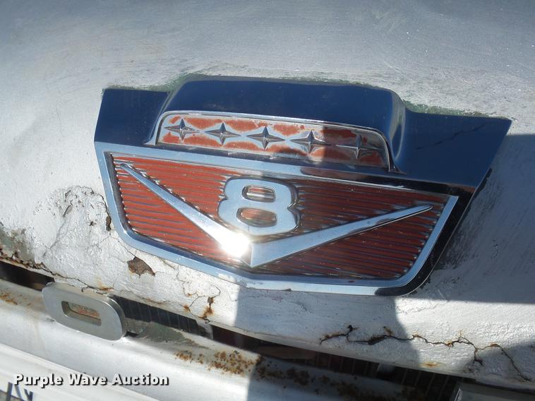 image for item DX9052 1966 Ford F250 pickup truck