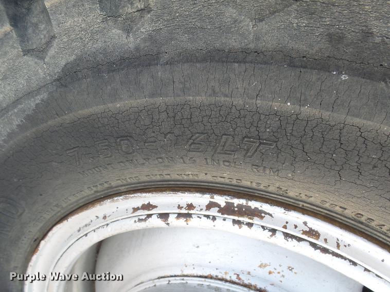 image for item DX9052 1966 Ford F250 pickup truck