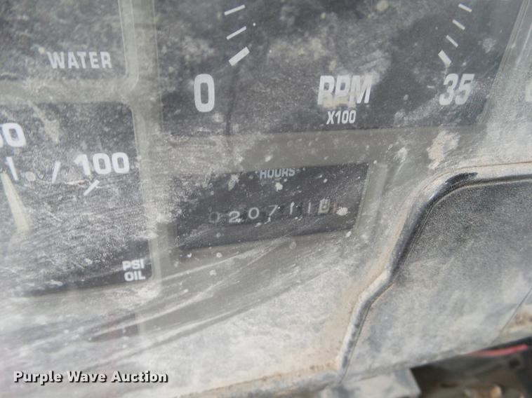 image for item DZ9217 2002 International 4900 refuse truck