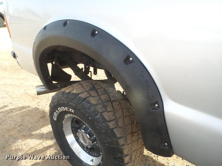 image for item EI9549 2000 Ford F350 Crew Cab pickup truck