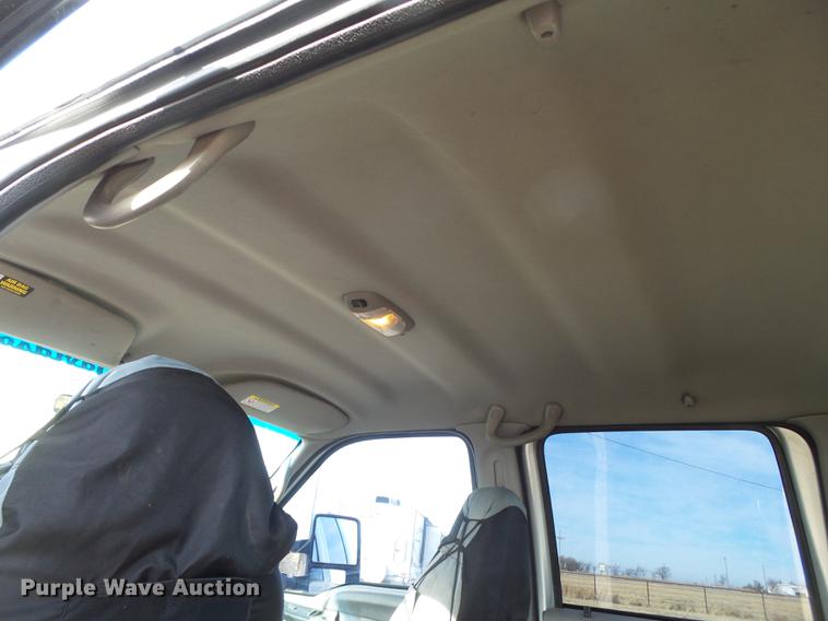 image for item EI9549 2000 Ford F350 Crew Cab pickup truck