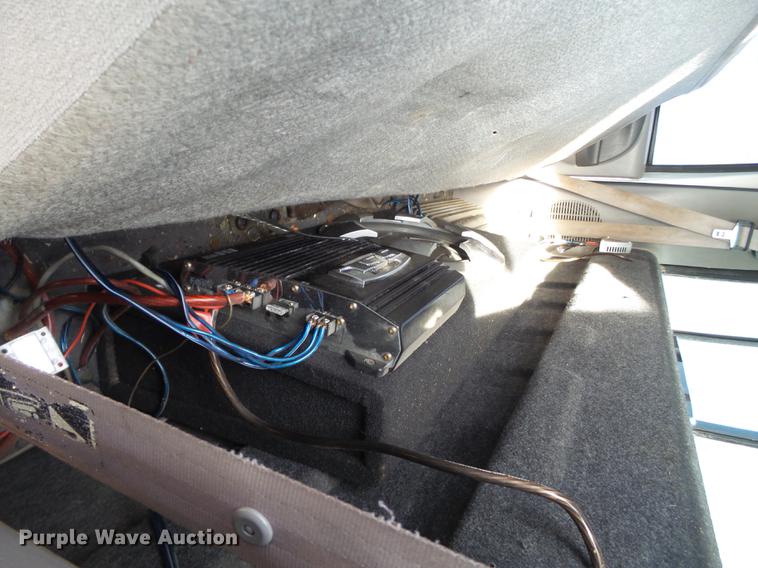 image for item EI9549 2000 Ford F350 Crew Cab pickup truck