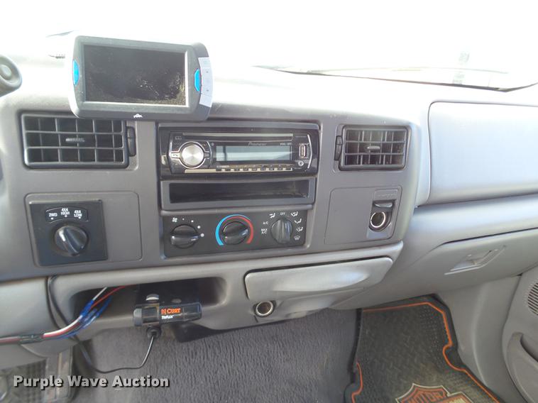 image for item EI9549 2000 Ford F350 Crew Cab pickup truck