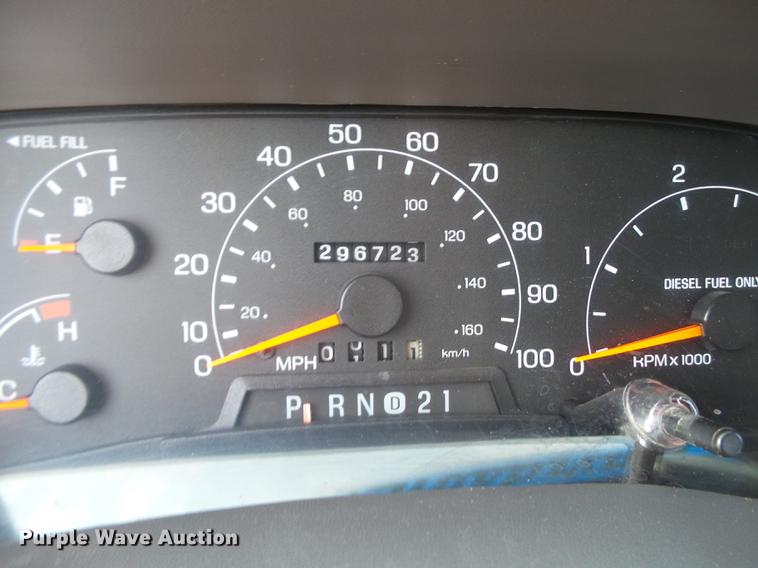 image for item EI9549 2000 Ford F350 Crew Cab pickup truck