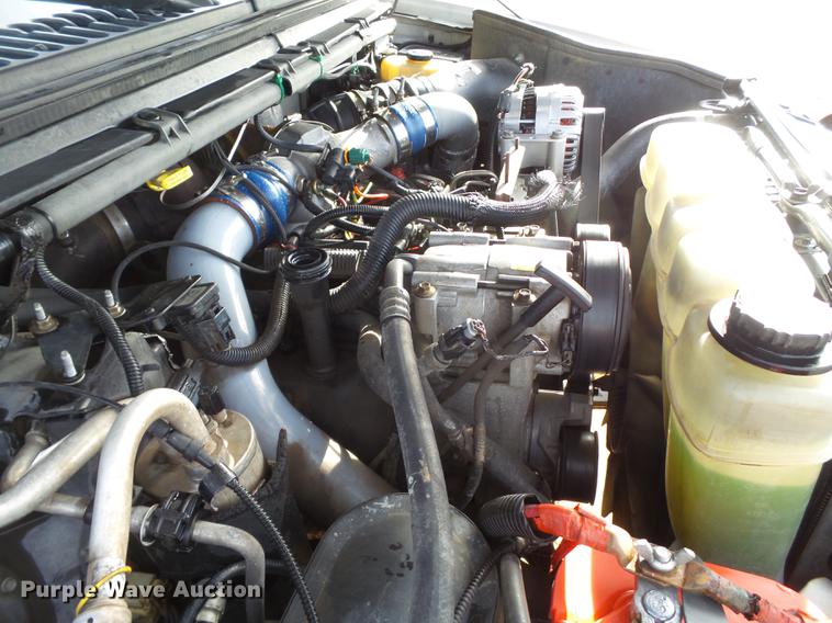 image for item EI9549 2000 Ford F350 Crew Cab pickup truck