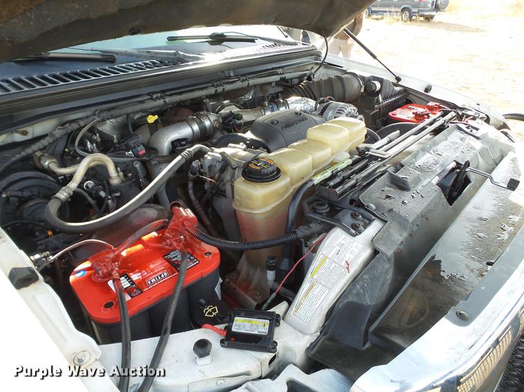 image for item EI9550 2001 Ford F350 Crew Cab pickup truck