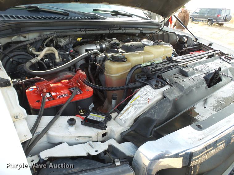 image for item EI9550 2001 Ford F350 Crew Cab pickup truck