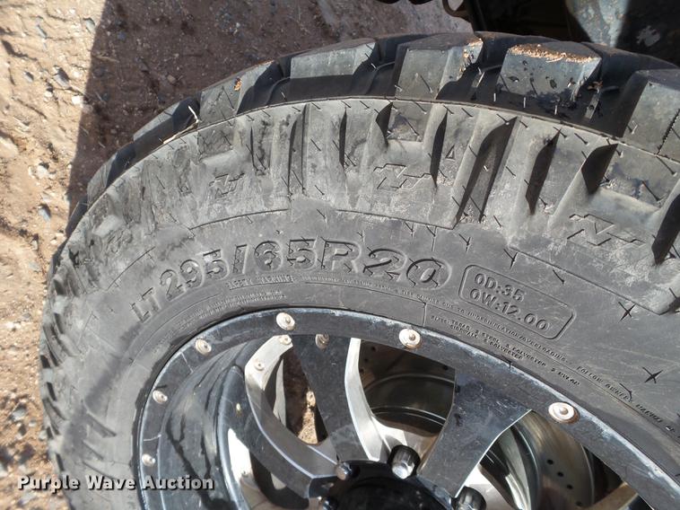 image for item EI9550 2001 Ford F350 Crew Cab pickup truck