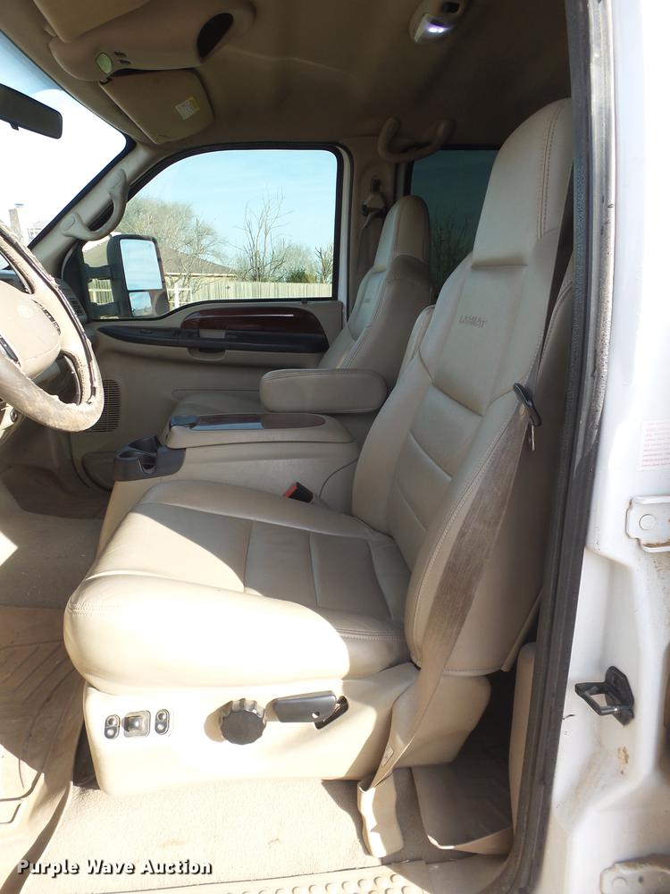 image for item EI9550 2001 Ford F350 Crew Cab pickup truck