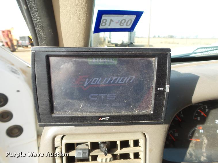 image for item EI9550 2001 Ford F350 Crew Cab pickup truck