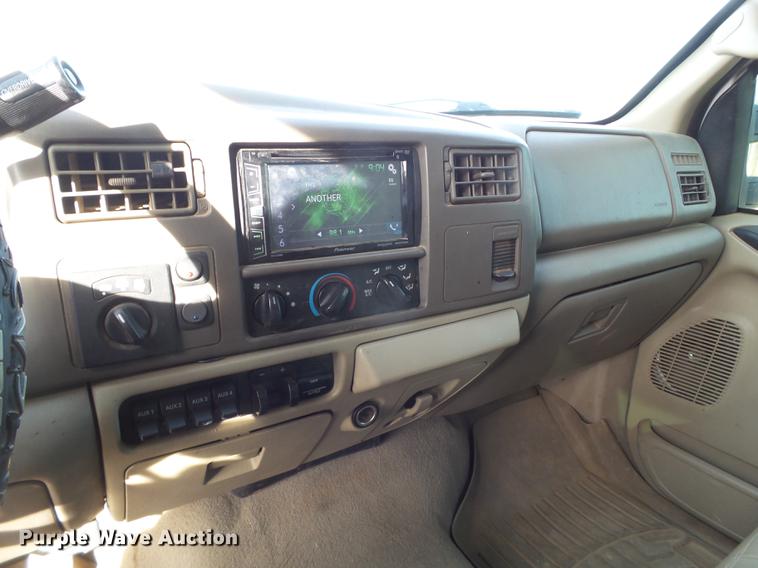 image for item EI9550 2001 Ford F350 Crew Cab pickup truck