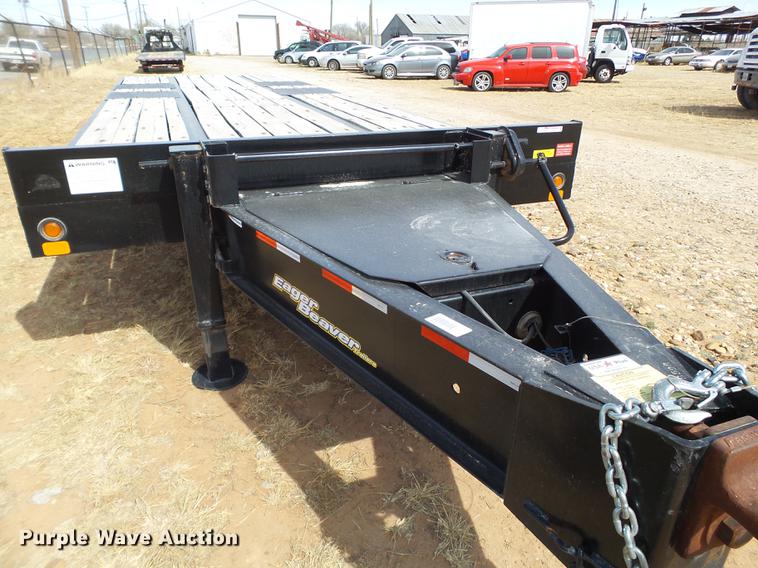 image for item EI9551 2013 Eager Beaver equipment trailer