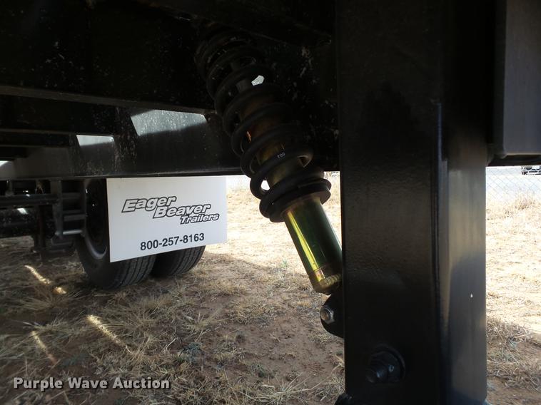 image for item EI9551 2013 Eager Beaver equipment trailer