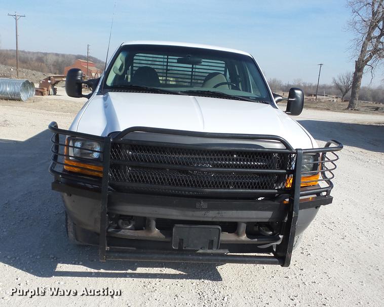 image for item EI9773 2001 Ford F250 SuperCab pickup truck