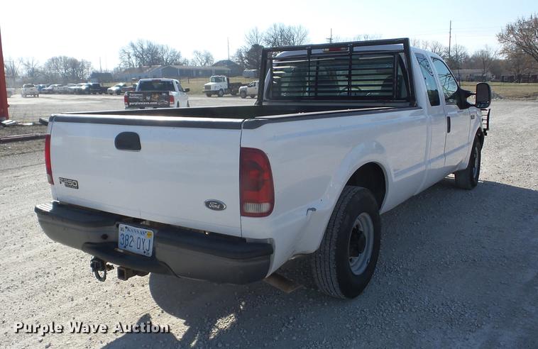 image for item EI9773 2001 Ford F250 SuperCab pickup truck