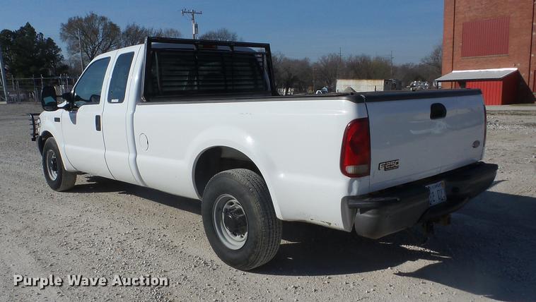 image for item EI9773 2001 Ford F250 SuperCab pickup truck