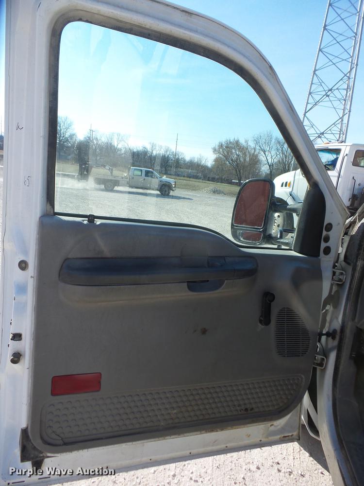 image for item EI9773 2001 Ford F250 SuperCab pickup truck