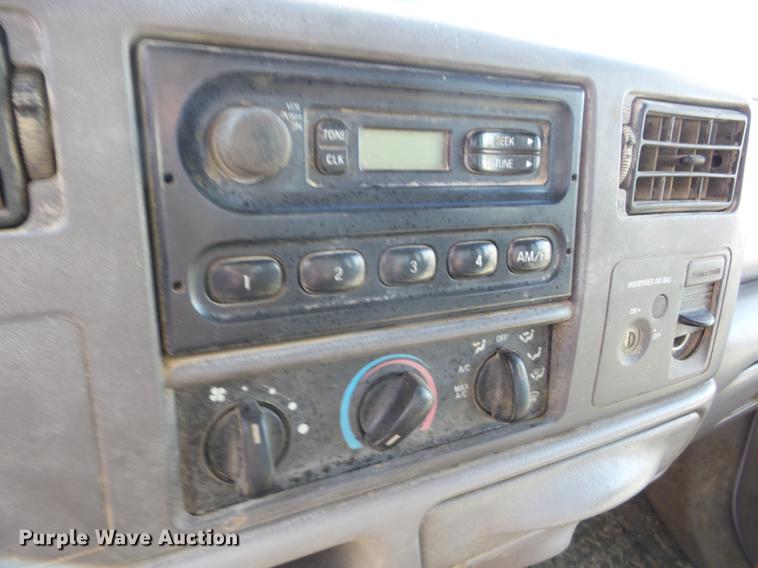 image for item EI9773 2001 Ford F250 SuperCab pickup truck