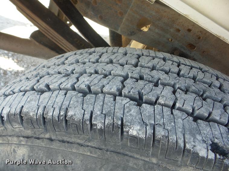 image for item EI9773 2001 Ford F250 SuperCab pickup truck