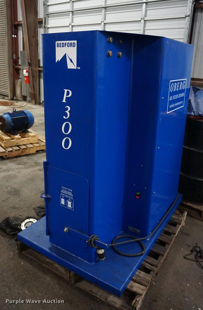 Oberg P300 oil filter crusher in Kansas City, MO Item EJ9273 sold