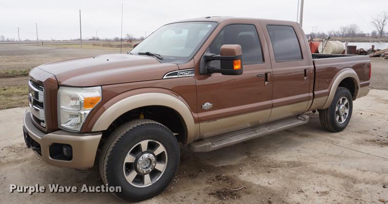 image for item EJ9305 2011 Ford F250 Super Duty King Ranch Crew Cab pickup truck