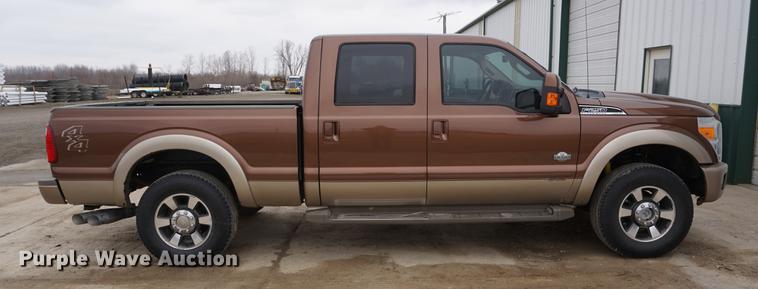image for item EJ9305 2011 Ford F250 Super Duty King Ranch Crew Cab pickup truck
