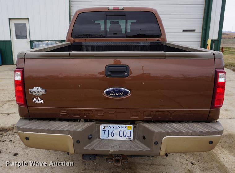 image for item EJ9305 2011 Ford F250 Super Duty King Ranch Crew Cab pickup truck