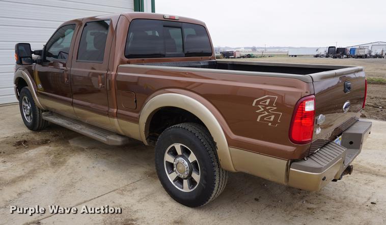 image for item EJ9305 2011 Ford F250 Super Duty King Ranch Crew Cab pickup truck