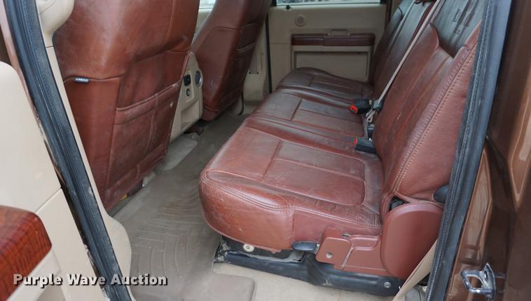 image for item EJ9305 2011 Ford F250 Super Duty King Ranch Crew Cab pickup truck