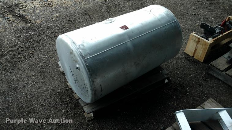 image for item EJ9501 Truck parts