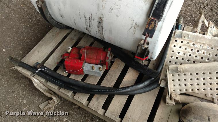 image for item EJ9501 Truck parts