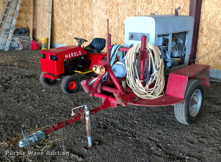 image for item EJ9506 Lincoln welder