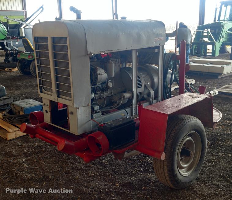 image for item EJ9506 Lincoln welder