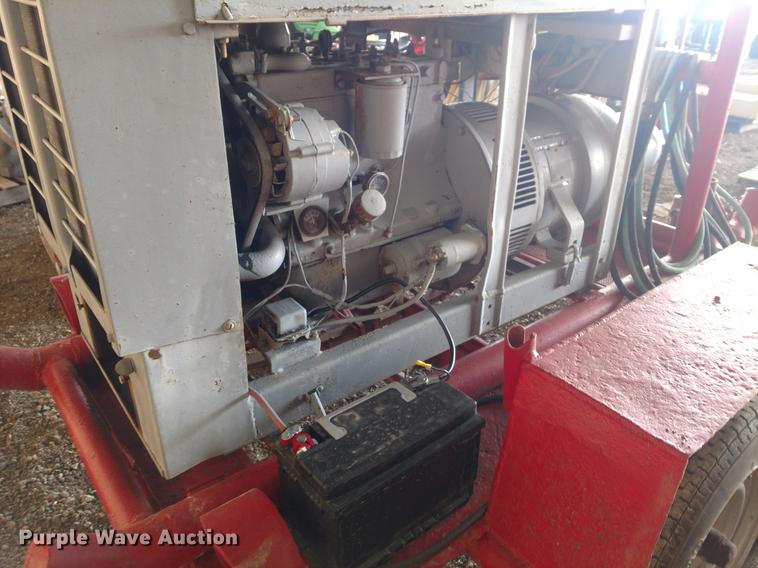 image for item EJ9506 Lincoln welder