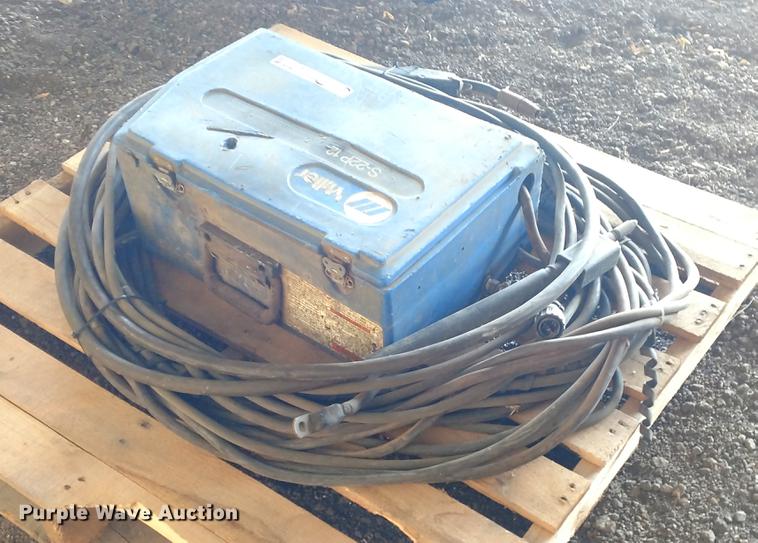 image for item EJ9513 Miller S-22P12 MIG welder