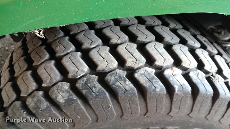 image for item EJ9515 John Deere X495 lawn mower