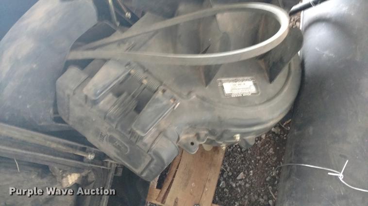 image for item EJ9515 John Deere X495 lawn mower