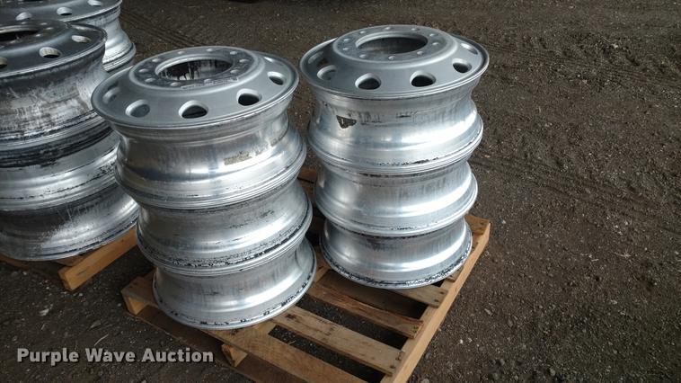 image for item EJ9519 (6) 22.5 aluminum wheels