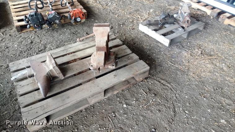 image for item EJ9521 Tools