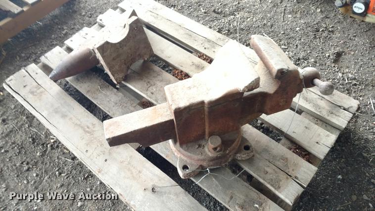 image for item EJ9521 Tools