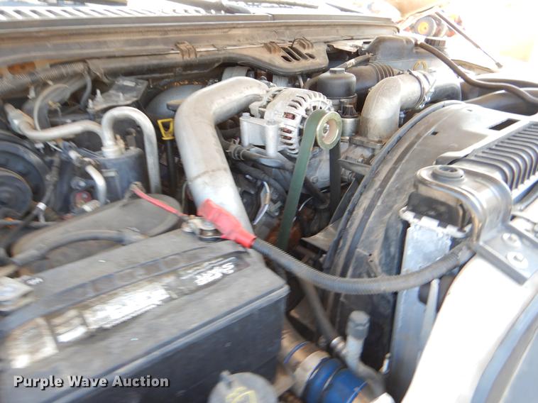 image for item EJ9827 2007 Ford F550 Super Duty XL flatbed truck