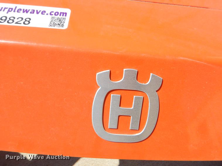 image for item EJ9828 Husqvarna M-ZT61 lawn mower